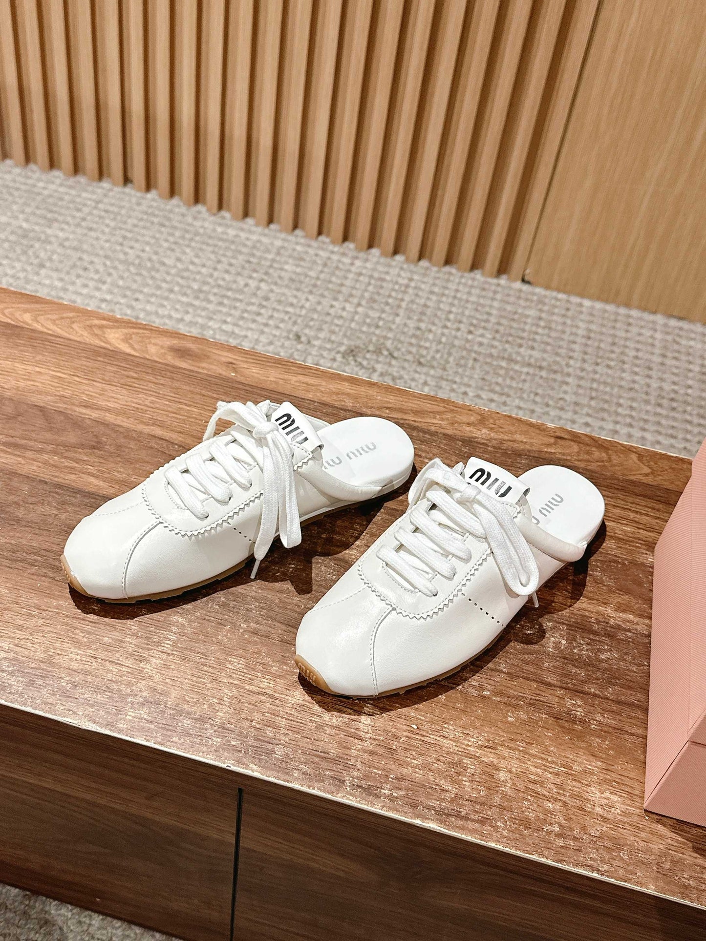 ๐๐* ๐๐* ๐ฎ๐ฌ๐ฎ๐ฑ/๐ฌ๐ฌ new slippers