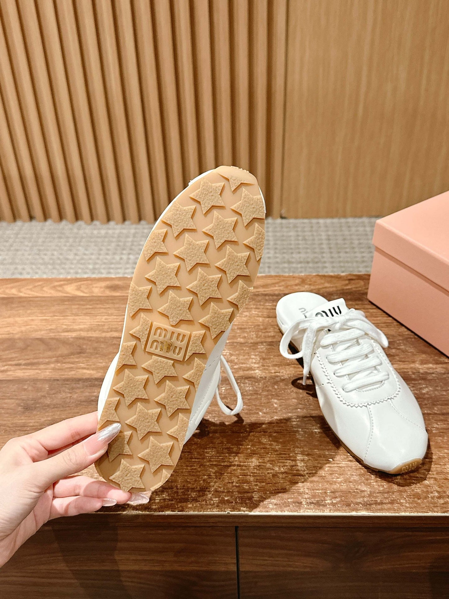 ๐๐* ๐๐* ๐ฎ๐ฌ๐ฎ๐ฑ/๐ฌ๐ฌ new slippers