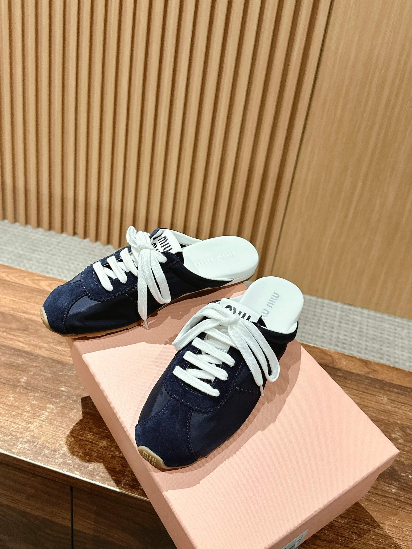 ๐๐* ๐๐* ๐ฎ๐ฌ๐ฎ๐ฑ/๐ฌ๐ฌ new slippers