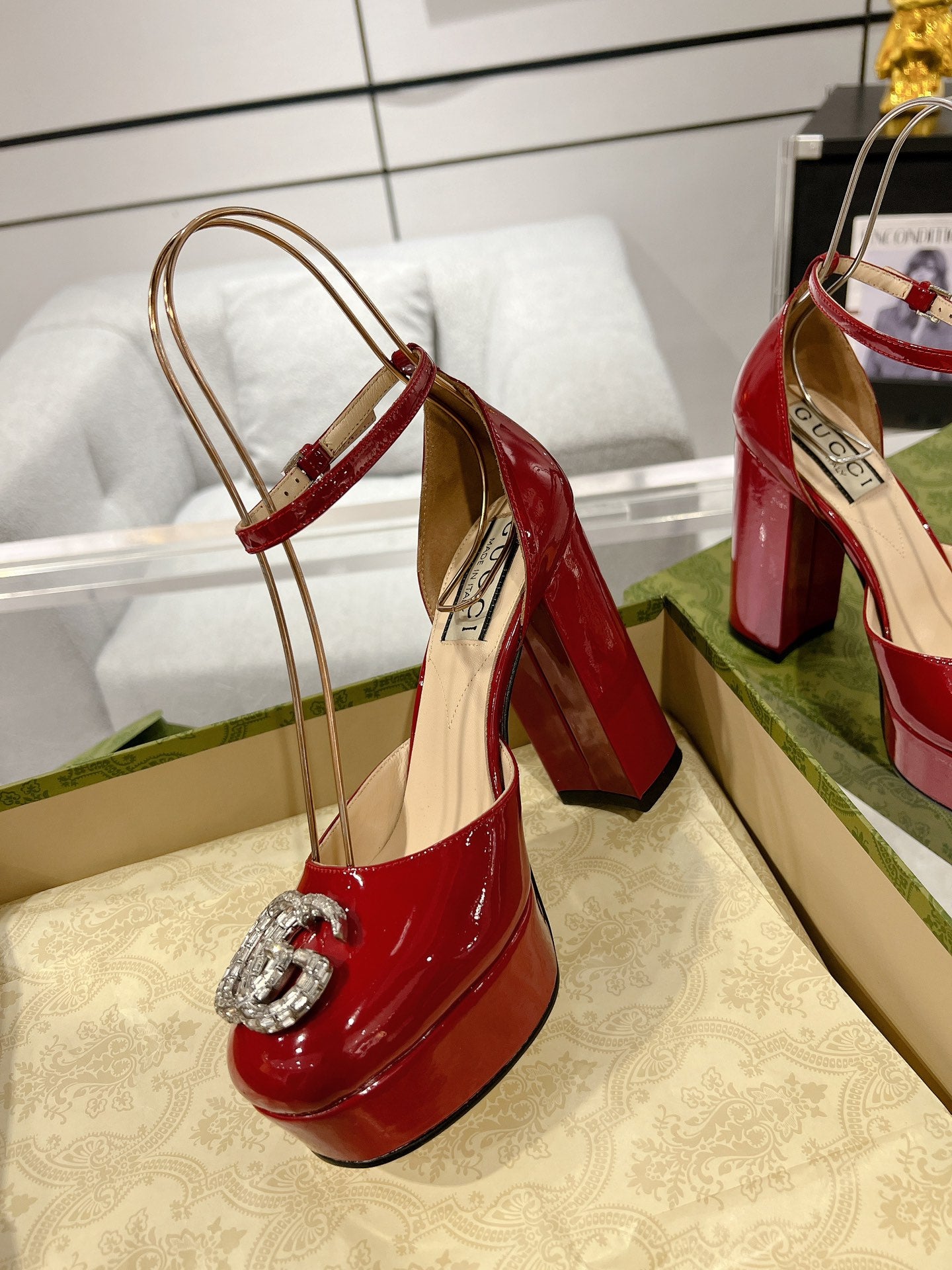 G* New high heels with crystal diamond double G buckle