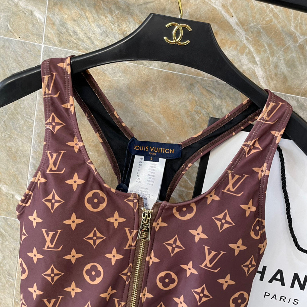 New style L swimsuit