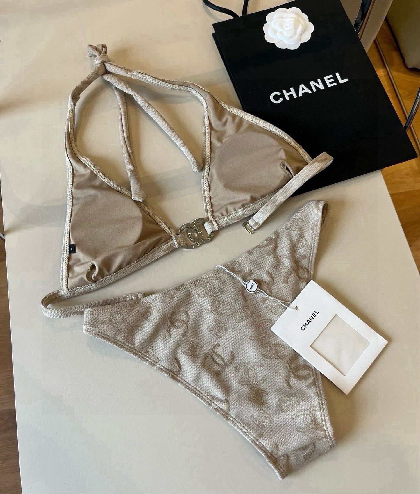New style L swimsuit