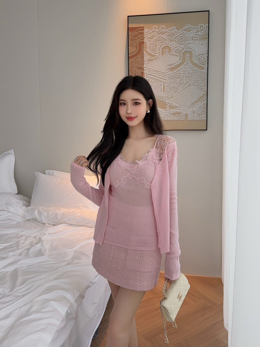 Es New lace suit