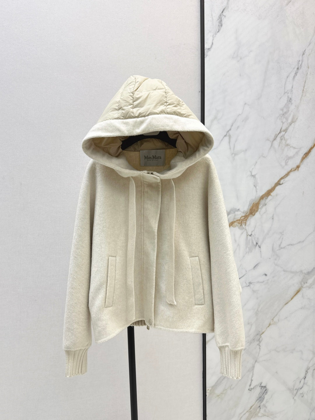 Max New hooded down jacket