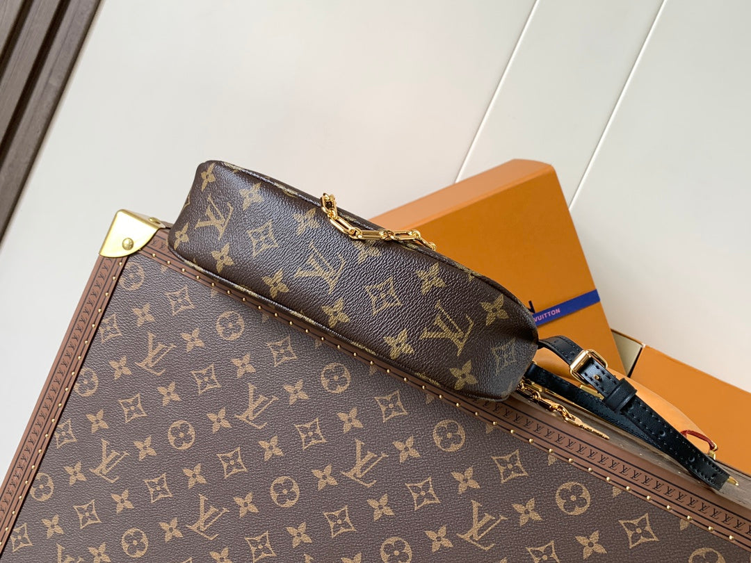 New 💯 ladies' bags