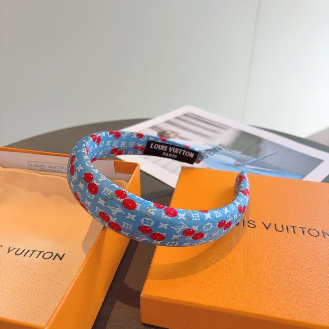 Louis' best-selling Murakami Takashi series🍒cherry headband