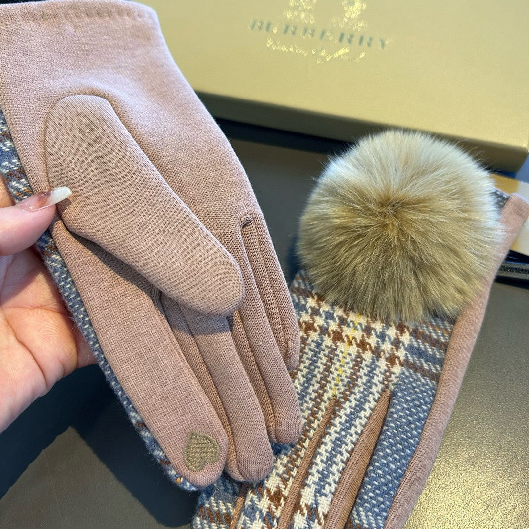 Bur new wool gloves