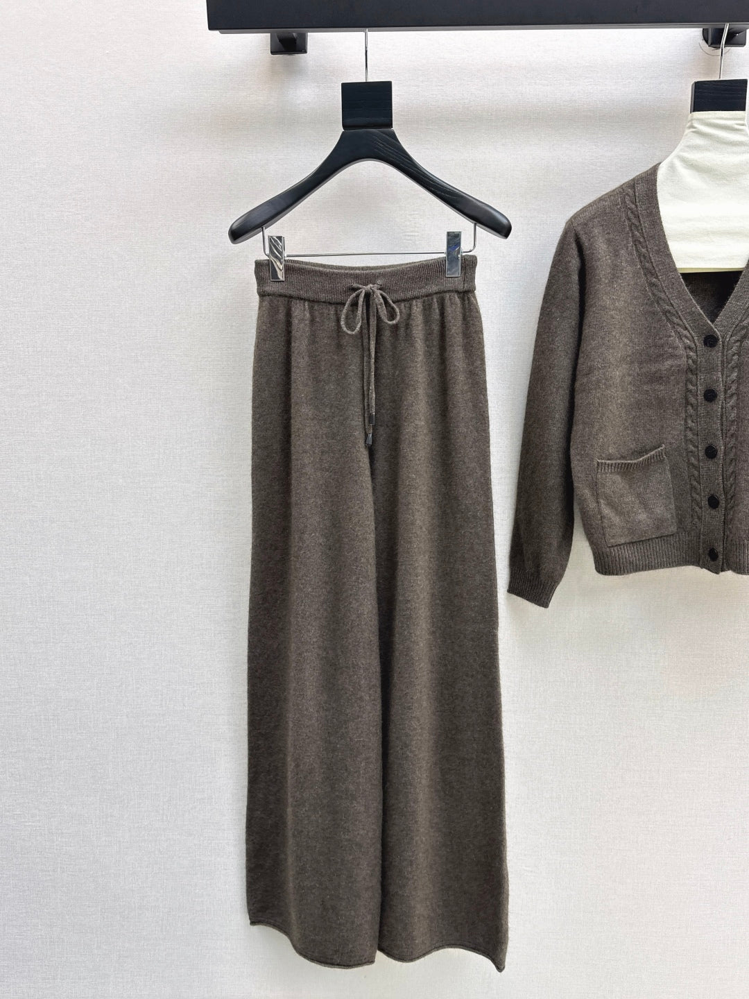 Loro New wool suit