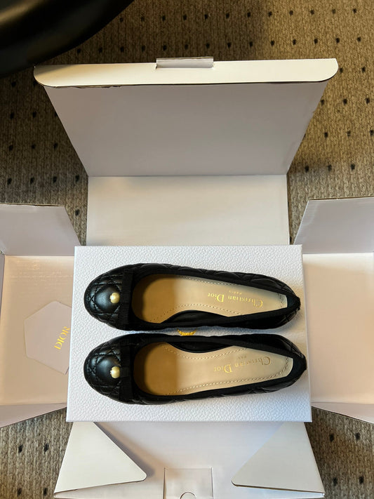 Early Spring Pearl Mary Jane Shoes
