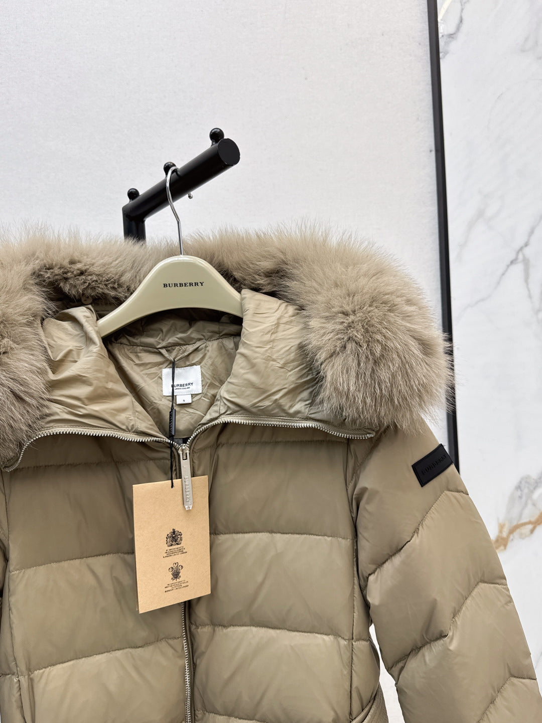 Bur 25fw donw coat