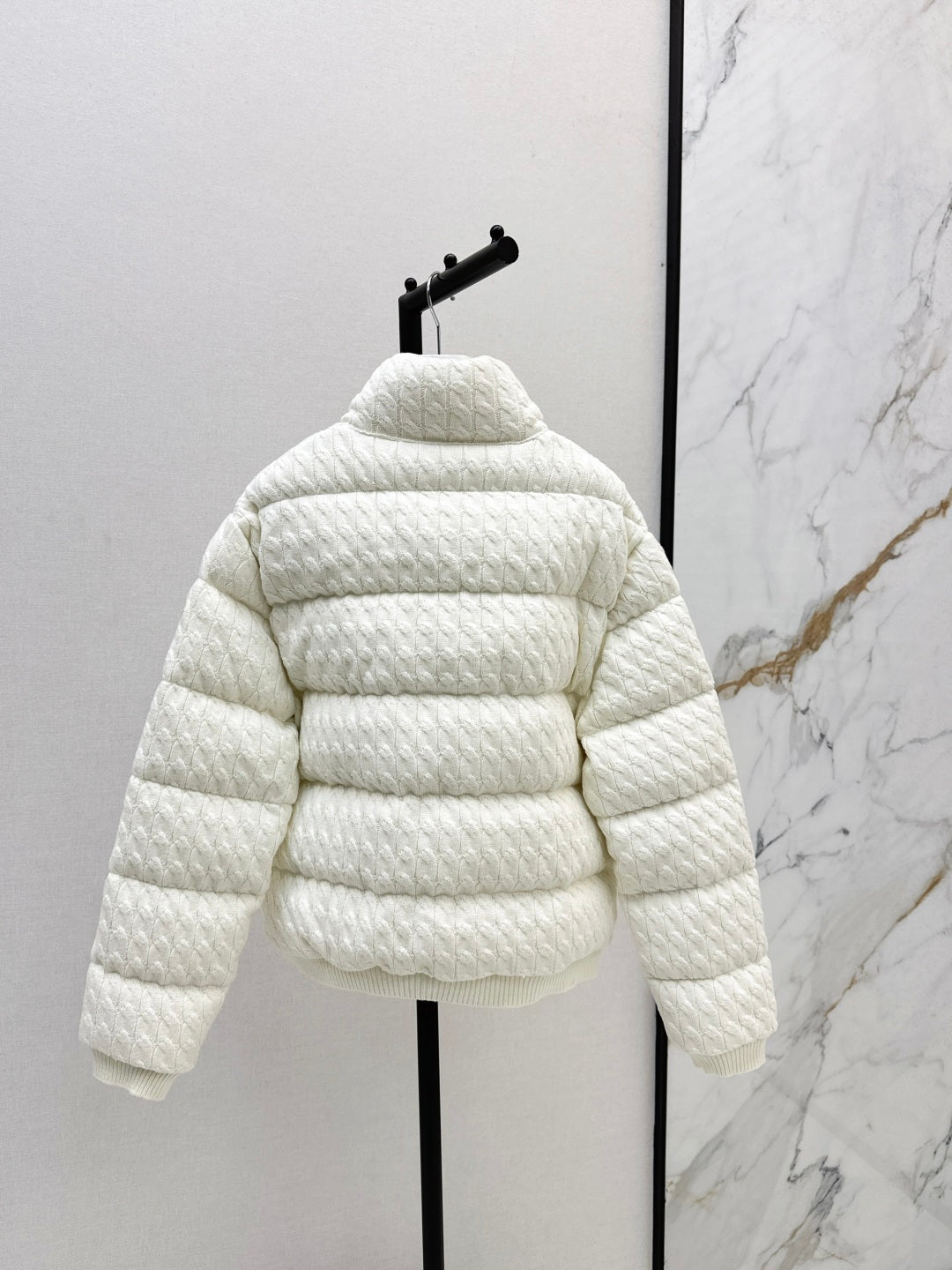 Monc 25fw down jacket