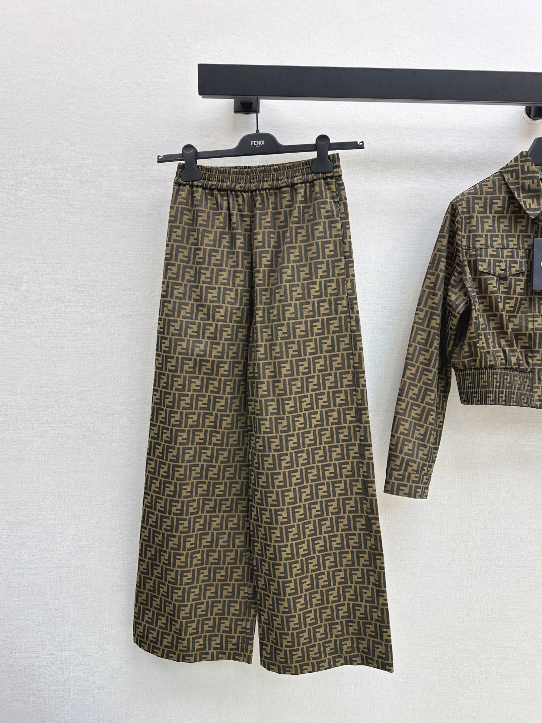 Fen 25fw denim suit
