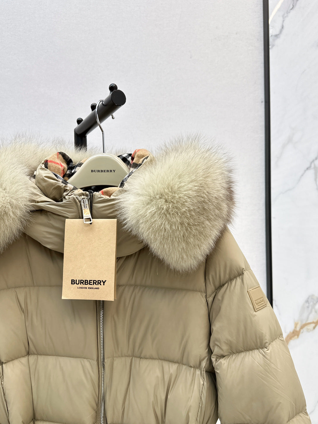 Bur 25fw donw coat