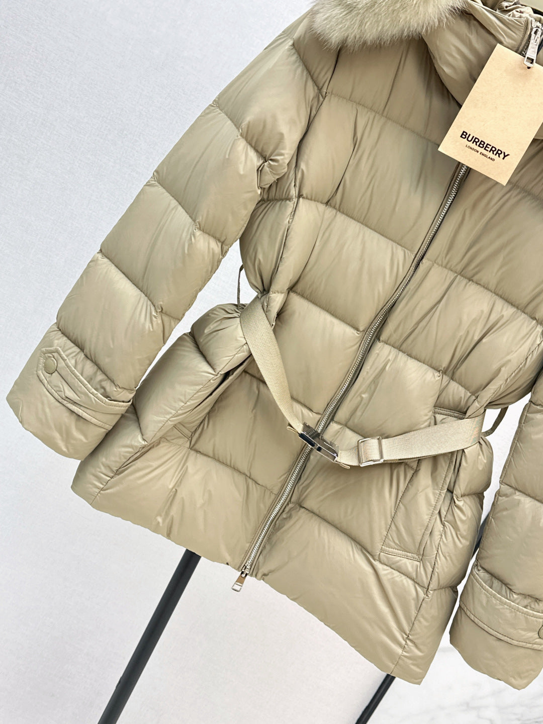 Bur 25fw donw coat