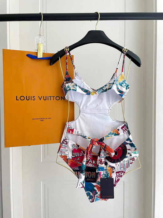 New style L swimsuit