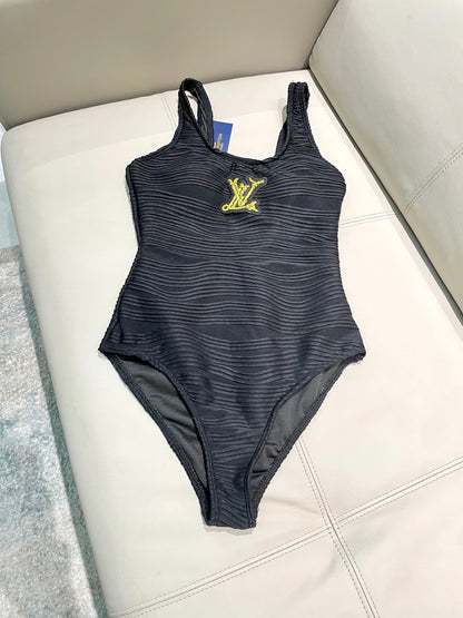 New style L swimsuit