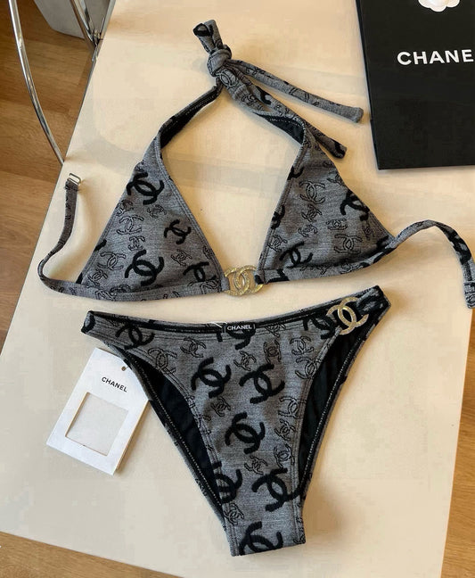 New style L swimsuit