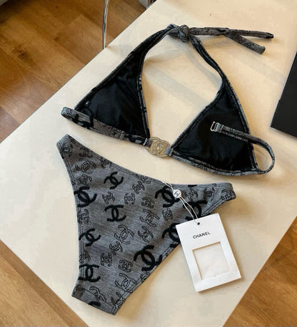 New style L swimsuit