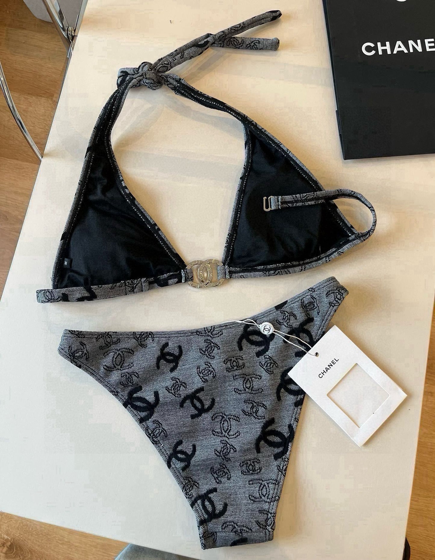 New style L swimsuit