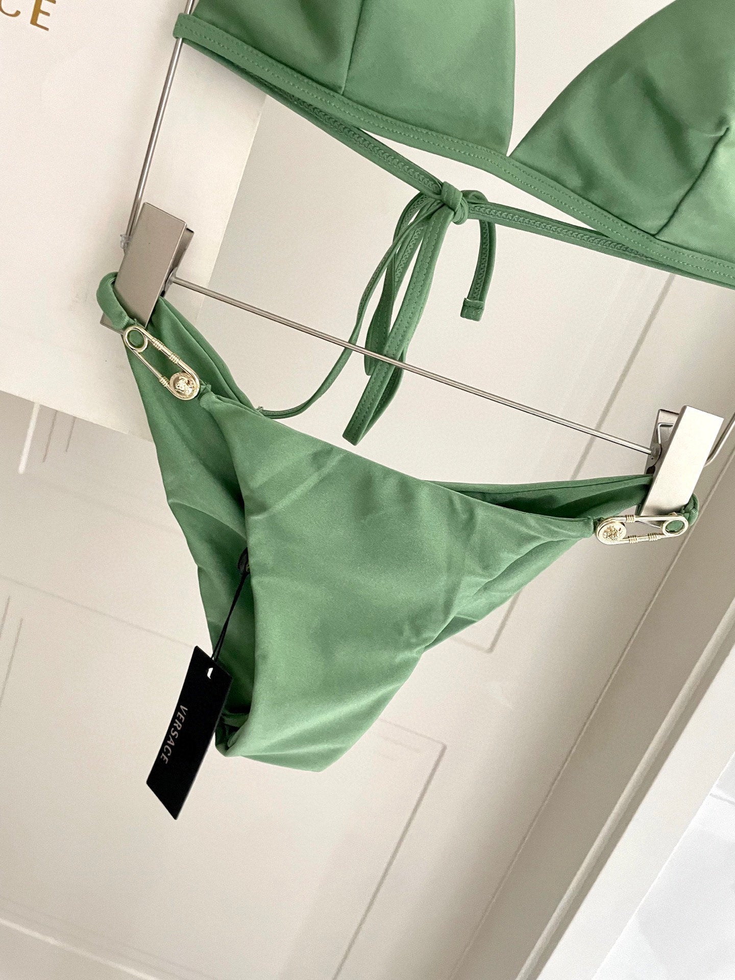 New style L swimsuit