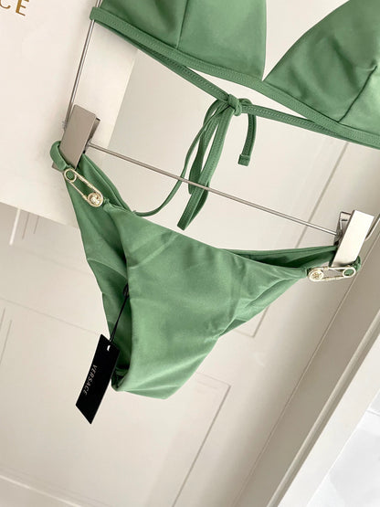 New style L swimsuit