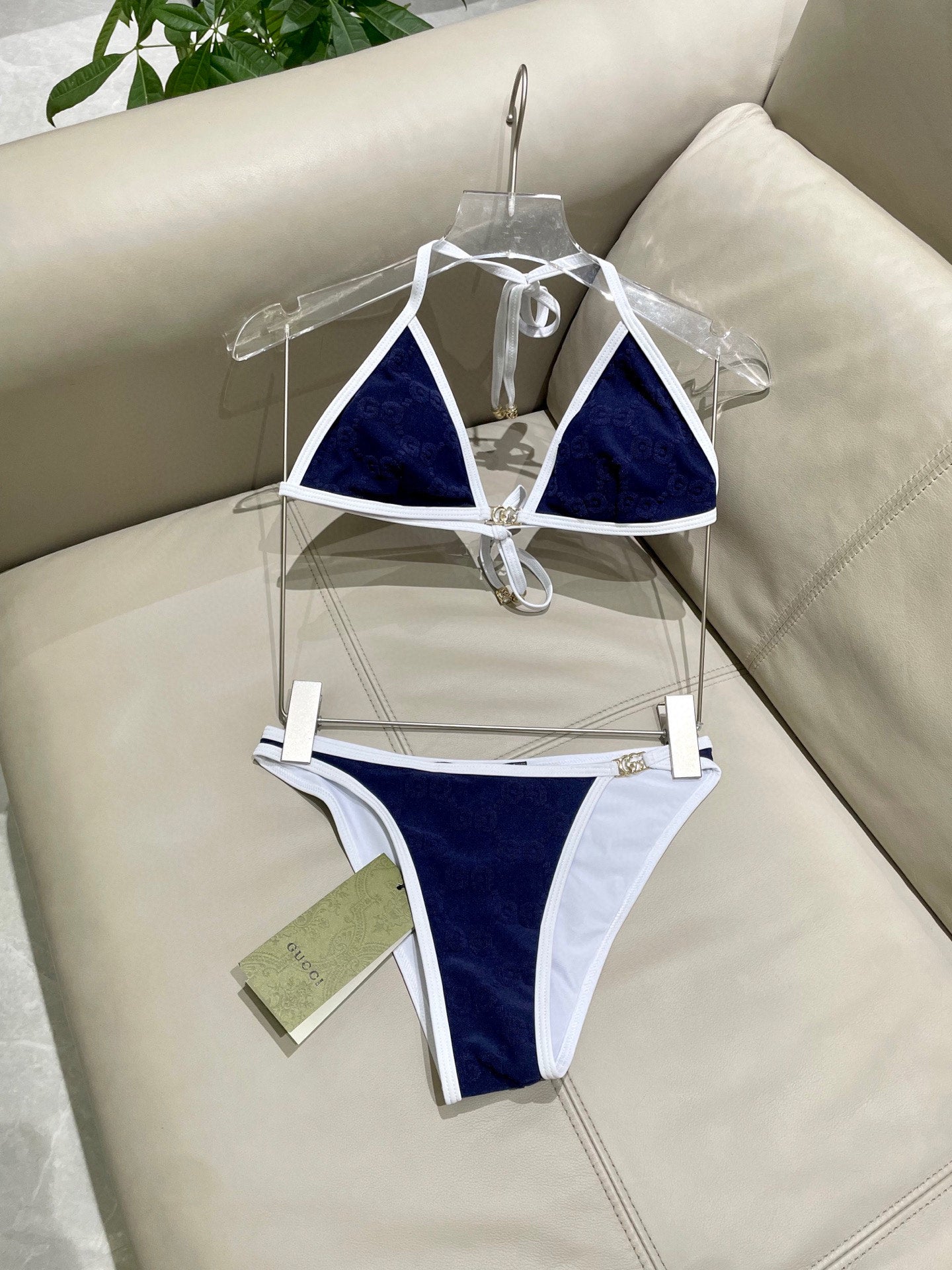 New style L swimsuit