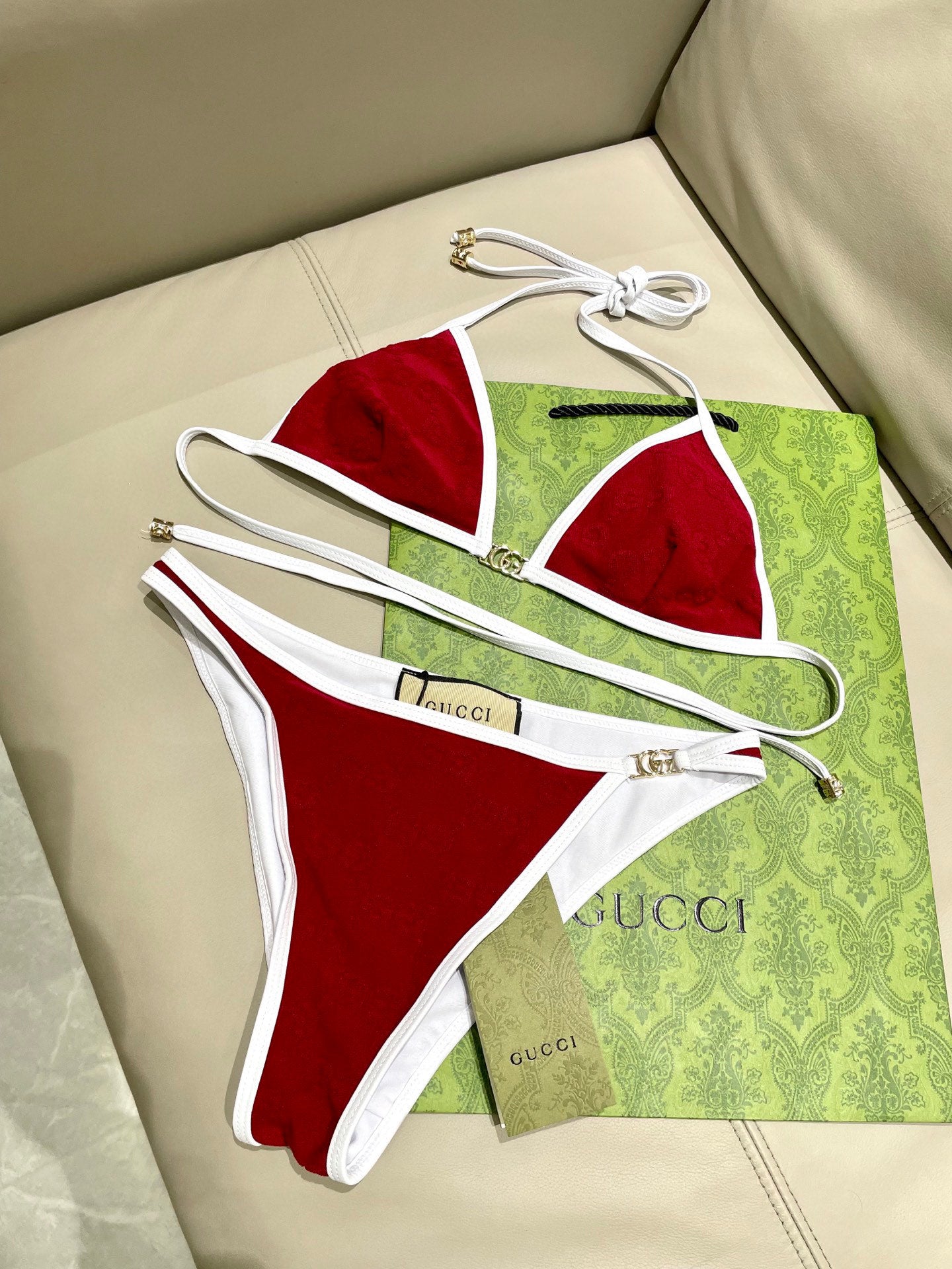 New style L swimsuit
