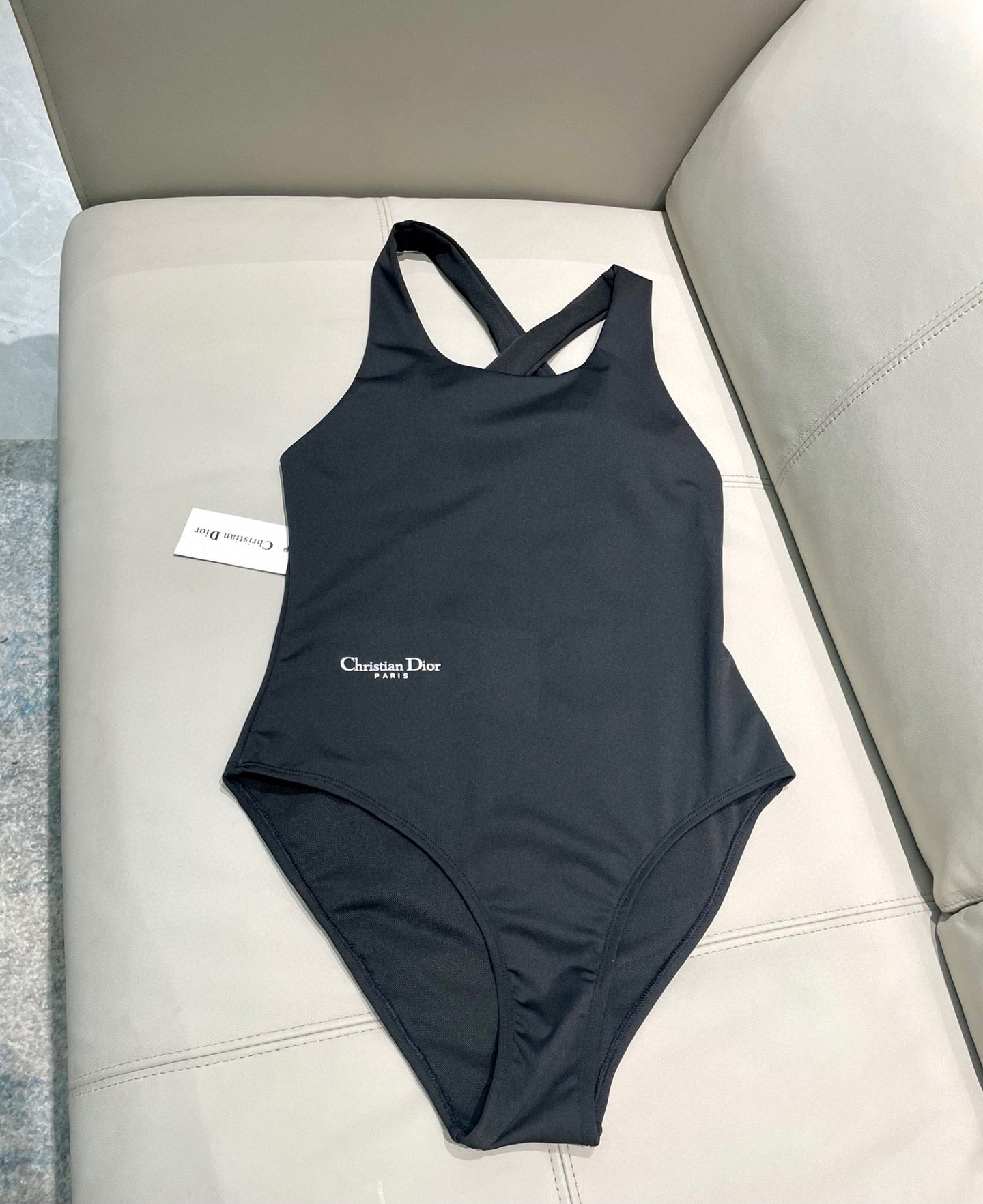 New style L swimsuit