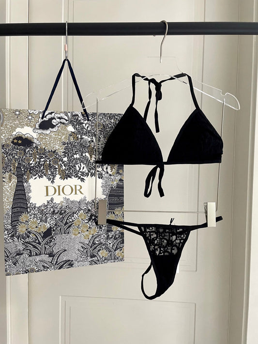 New style L swimsuit
