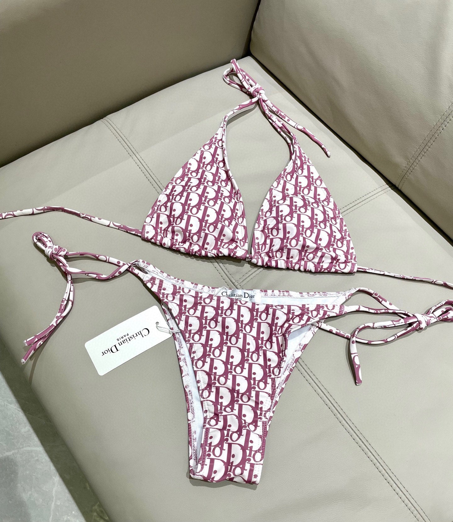 New style L swimsuit