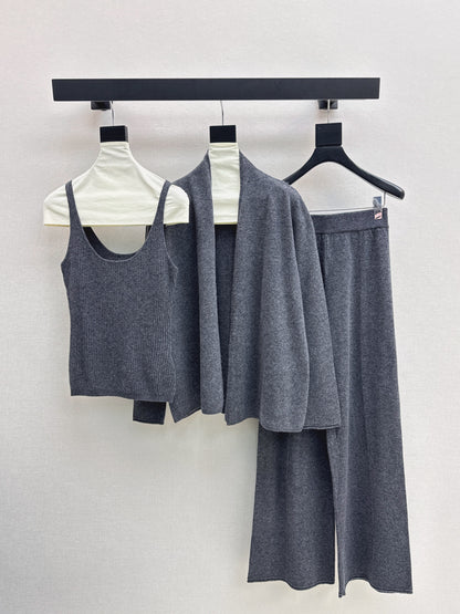 Max New wool suit