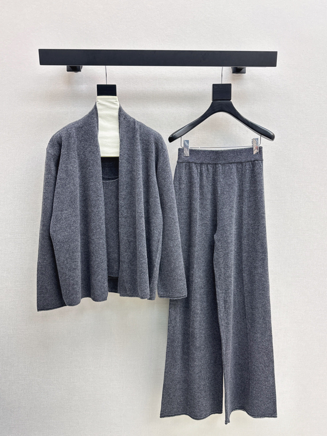 Max New wool suit
