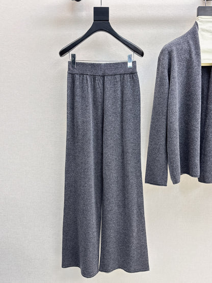 Max New wool suit