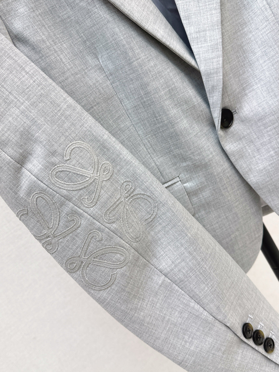 Loe New blazer