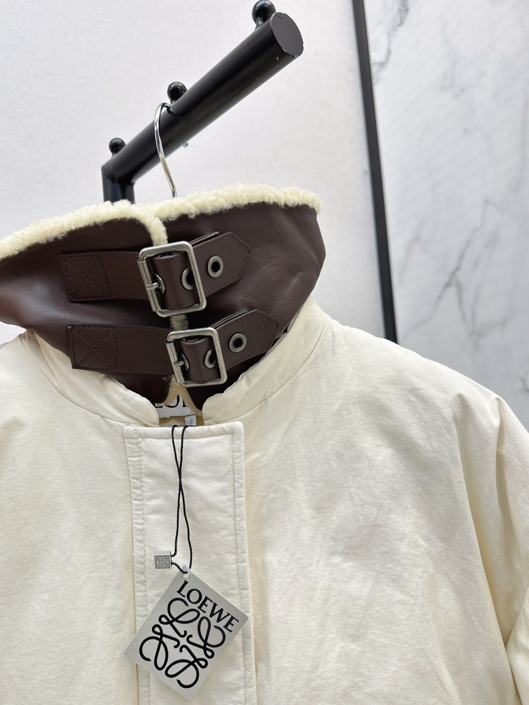 Loe New down jacket