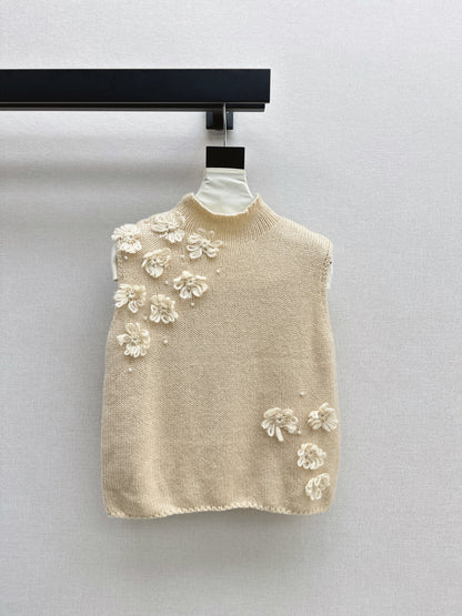 Chan  New knitted vest