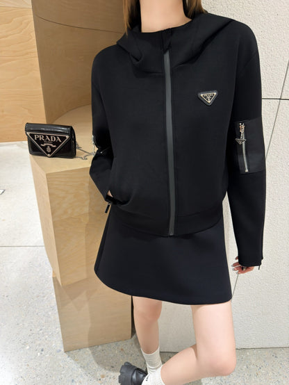Pra  New Hooded zip-up jacket