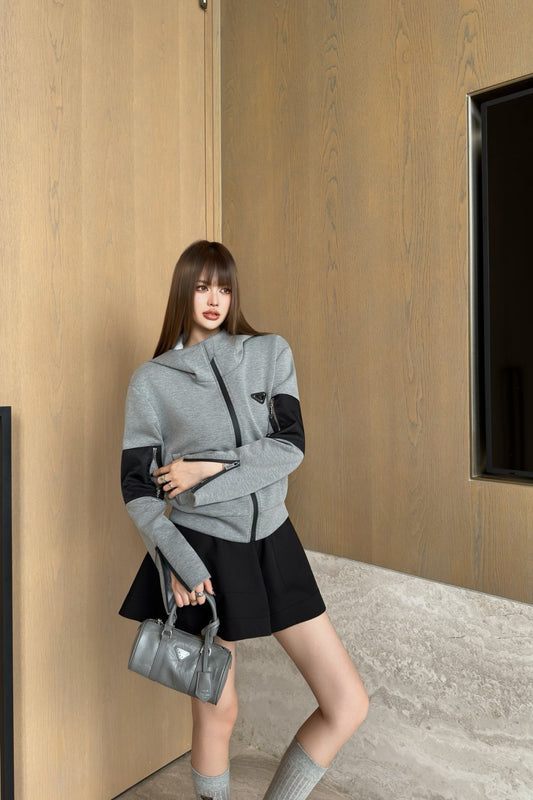 Pra  New Hooded zip-up jacket