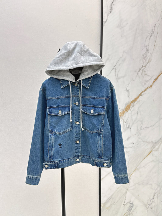 CD  New hooded jacket