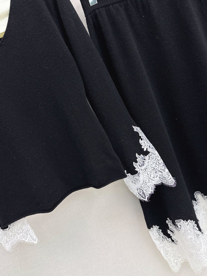 Es New lace suit