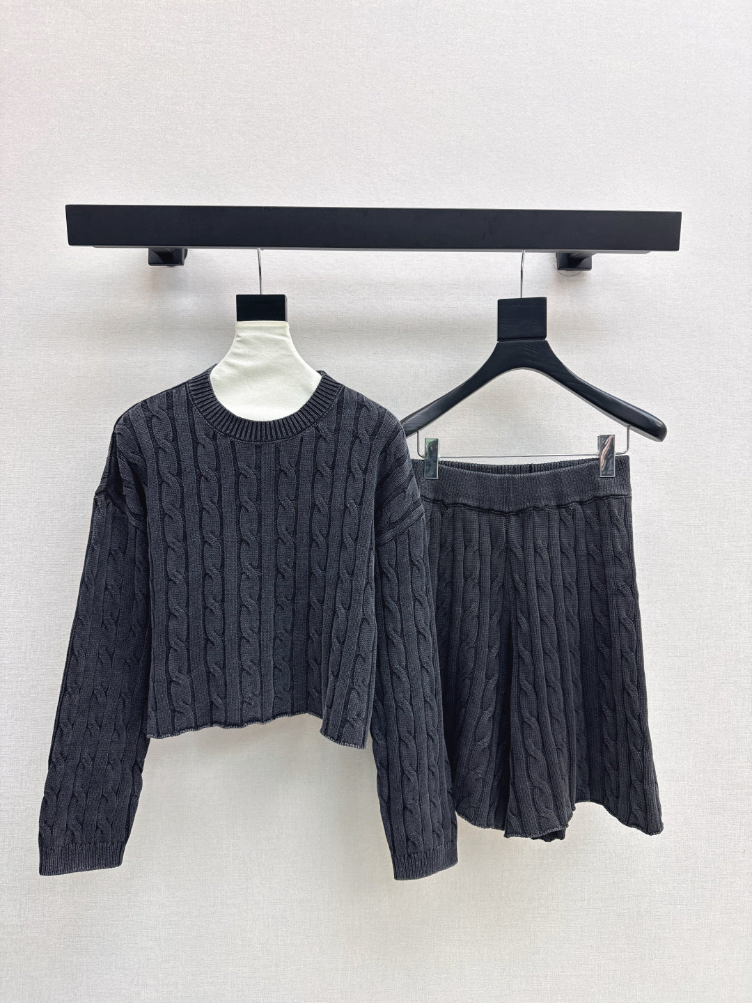 Max New wool suit