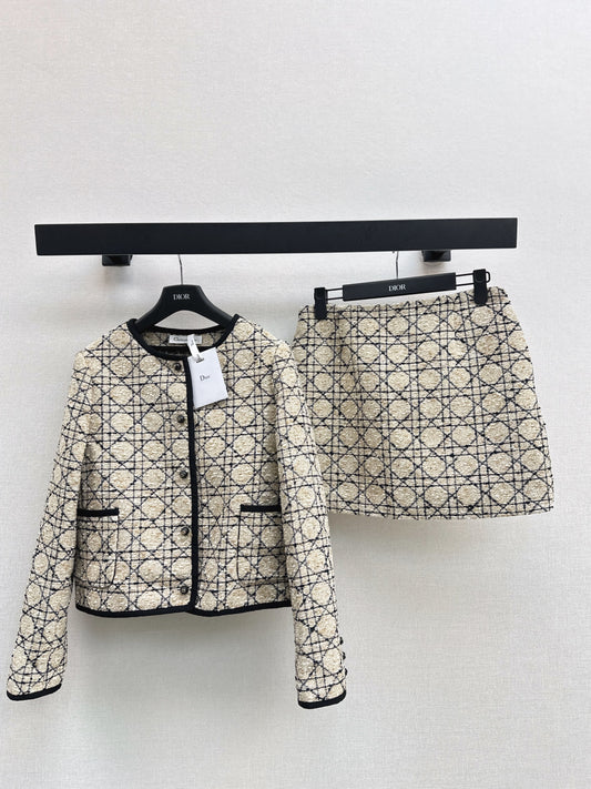 CD New Raglan suit