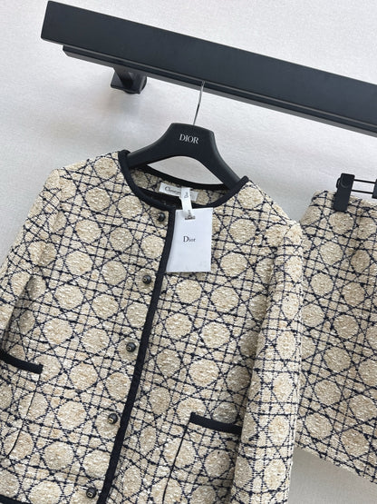 CD New Raglan suit