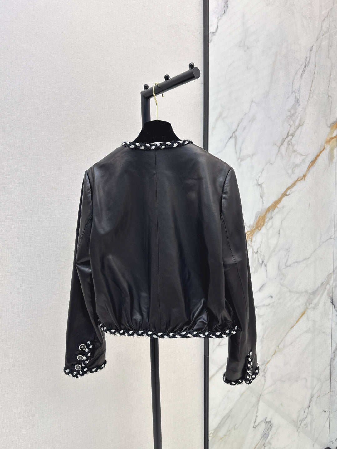Chan New genuine leather jacket