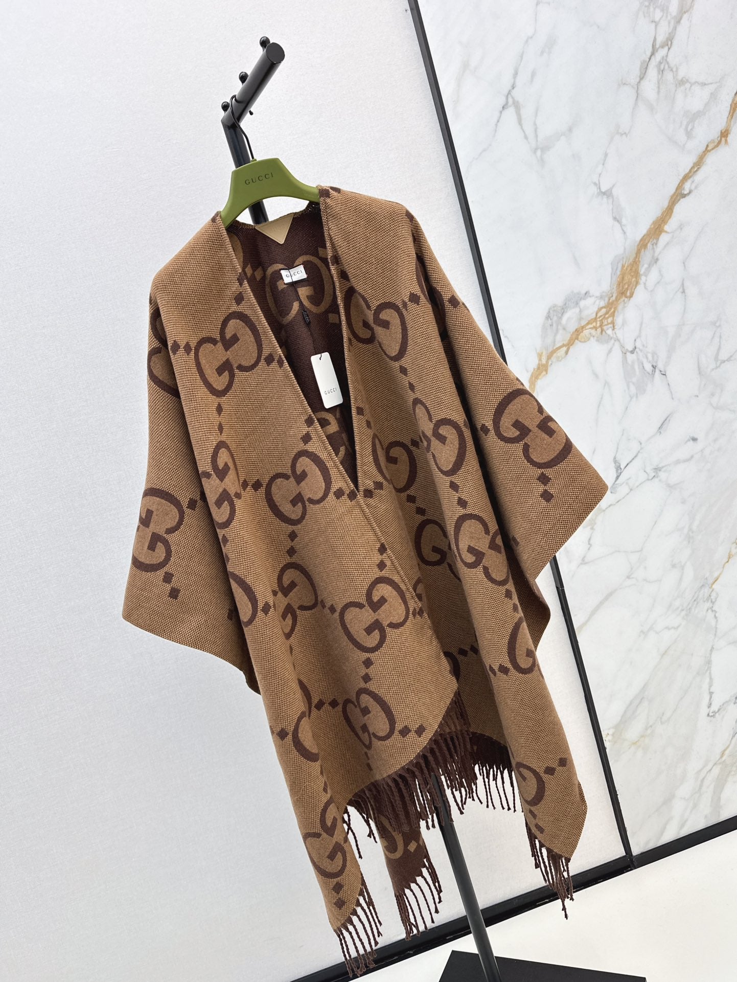 Guc New Cape shawl coat