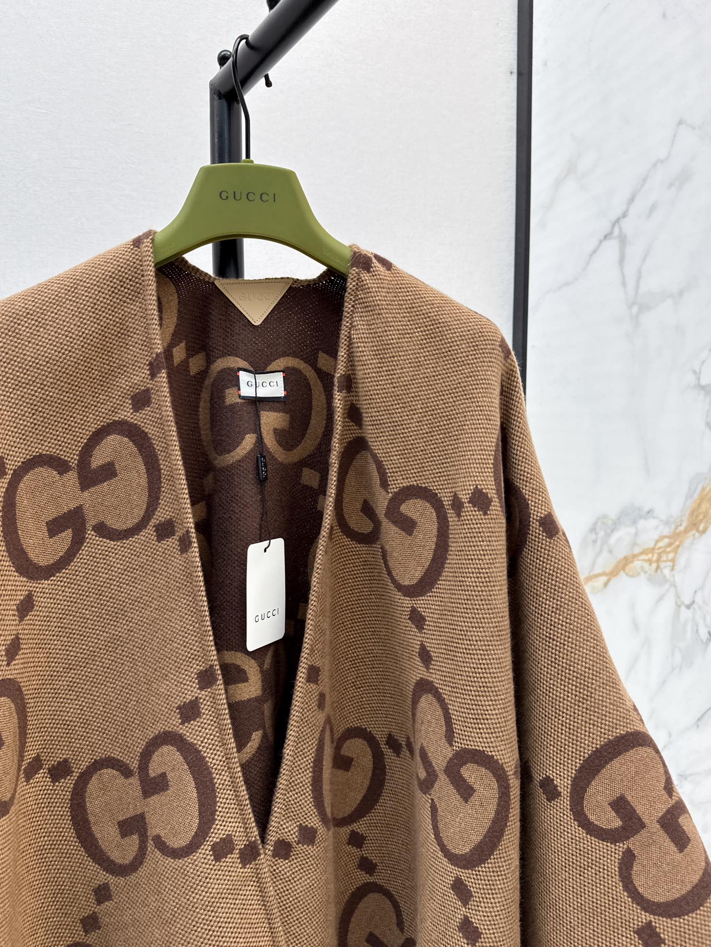 Guc New Cape shawl coat