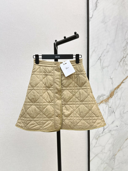 CD New plaid skirt