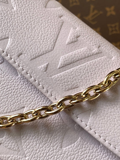 New 💯 ladies' bags
