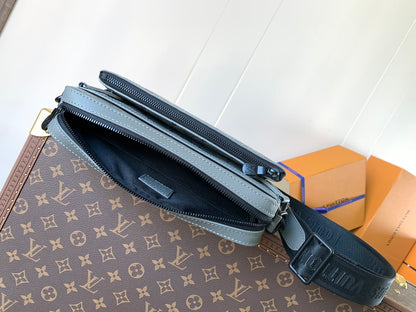 New 💯 ladies' bags