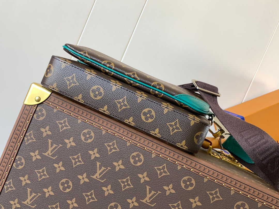 New 💯 ladies' bags